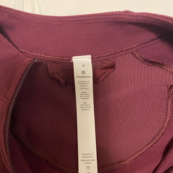 Lululemon cropped long sleeve size 4 - Picture 2 of 3